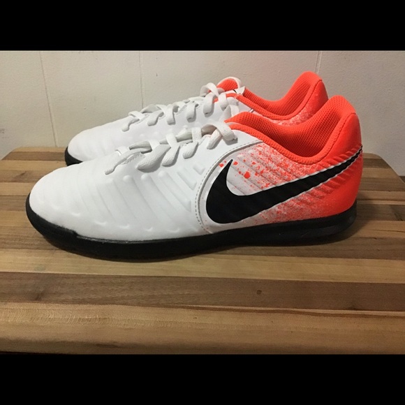 Nike Other - Nike Je Legend 7 Club IC. Size: 4Y NWOB
